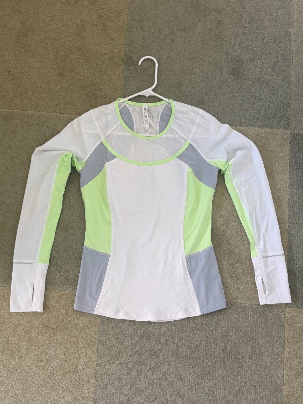 Lululemon Trail Bound Long Sleeve Top - Size 6